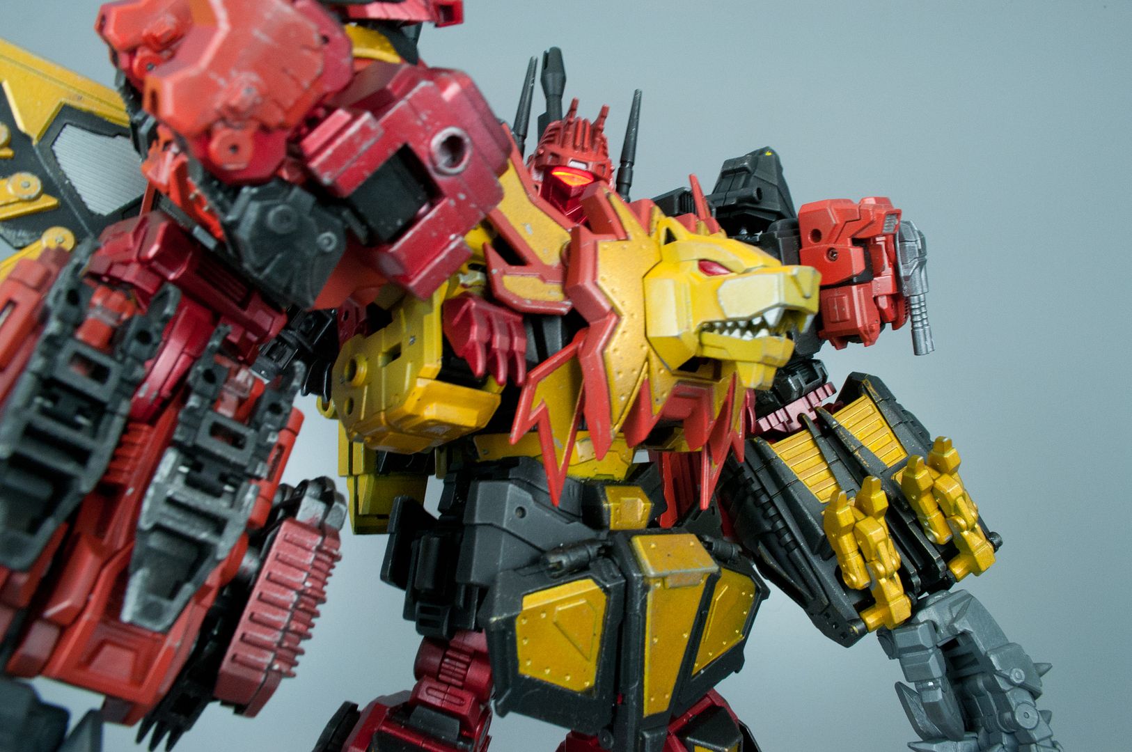 transformers masterpiece predaking